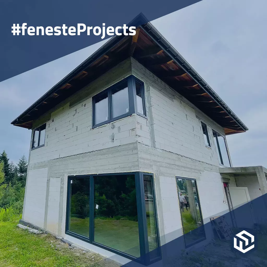 Une maison unifamiliale moderne en dehors de la ville des-produits fenetres-en-aluminium    